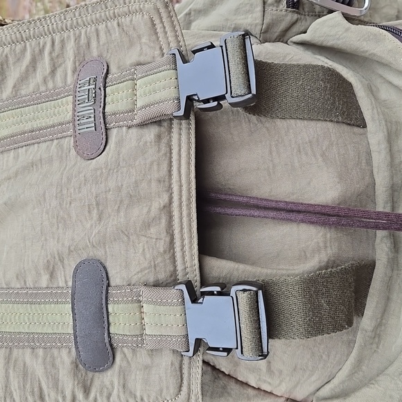 HEDGREN! Olive Green Backpack. Solid Glory. Perfect Condition! - Picture 4 of 16